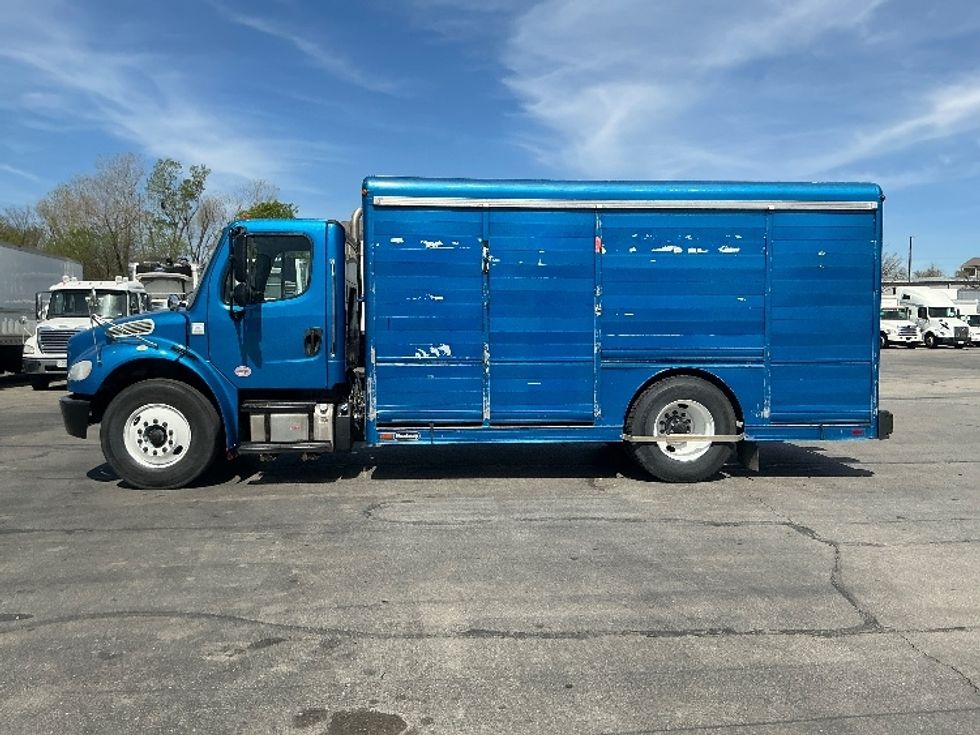 Beverage Truck-Light and Medium Duty Trucks-Freightliner-2020-M2-Austin-TX-173,693\n\t\tmiles-$ 43,500 - Image 4