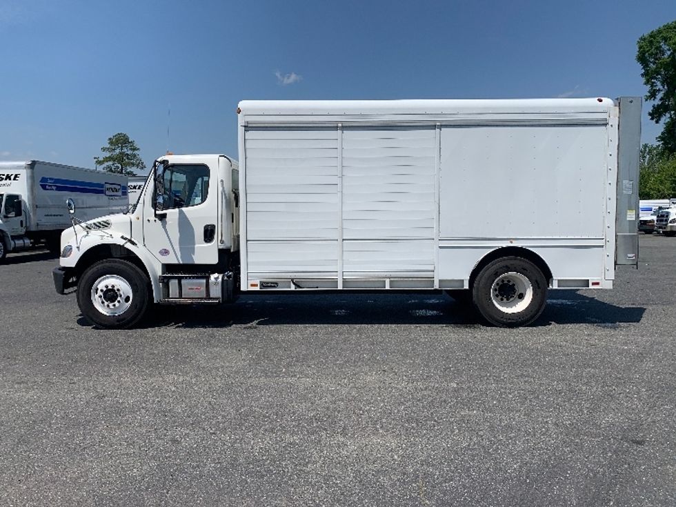 Beverage Truck-Light and Medium Duty Trucks-Freightliner-2020-M2-Charlotte-NC-226,178\n\t\tmiles-$ 40,000 - Image 4