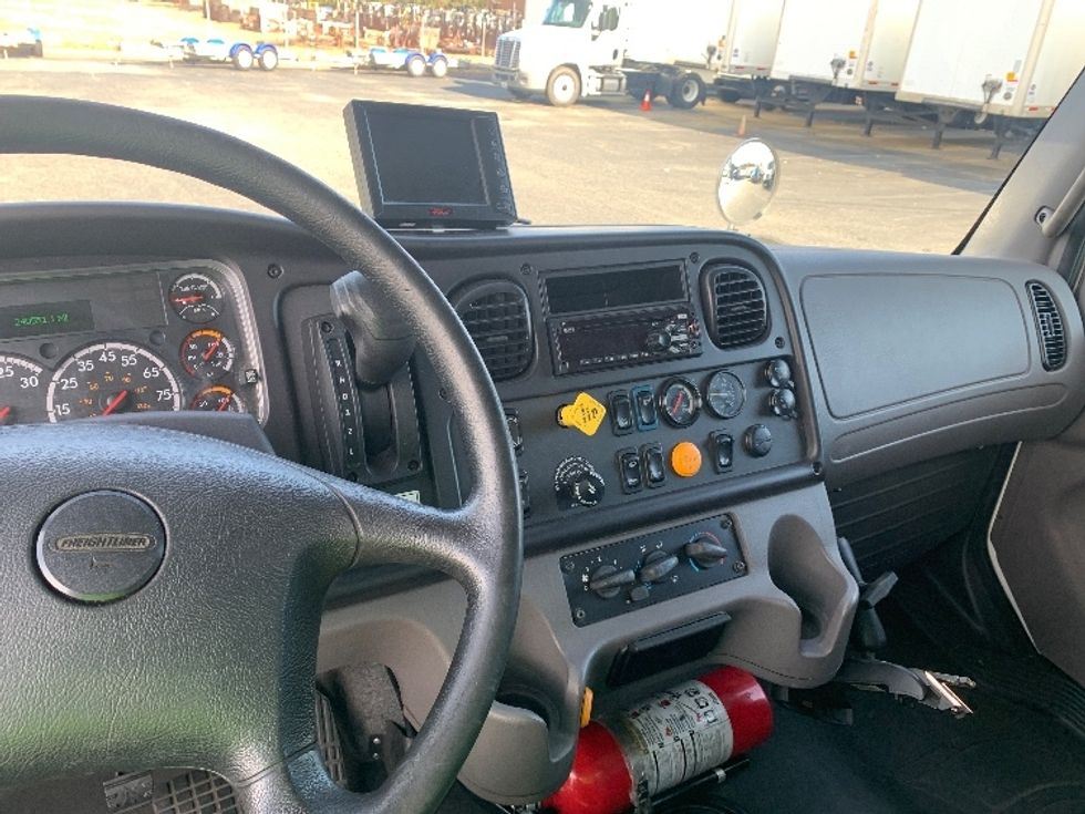 Beverage Truck-Light and Medium Duty Trucks-Freightliner-2020-M2-Charlotte-NC-240,515\n\t\tmiles-$ 32,000 - Image 18