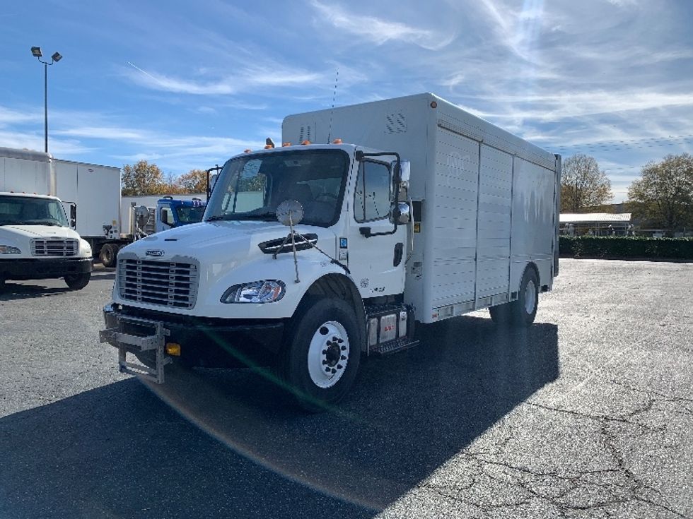 Beverage Truck-Light and Medium Duty Trucks-Freightliner-2020-M2-Charlotte-NC-240,515\n\t\tmiles-$ 32,000 - Image 3