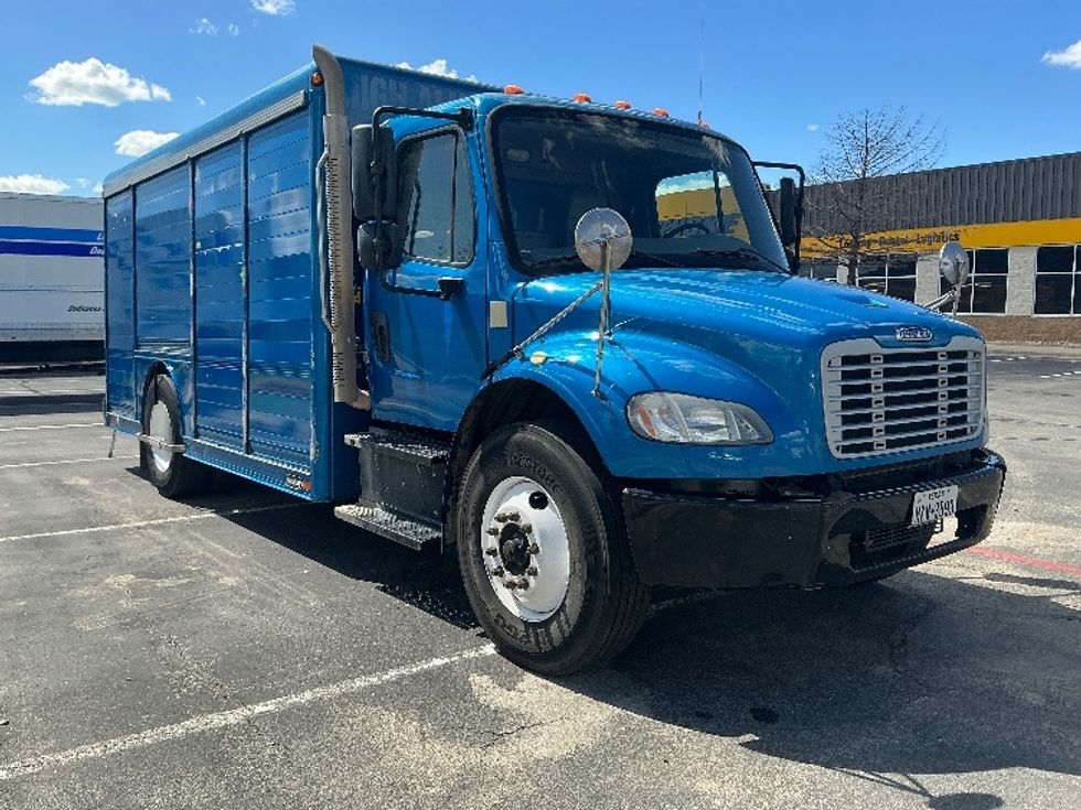 Beverage Truck-Light and Medium Duty Trucks-Freightliner-2020-M2-Harahan-LA-205,769\n\t\tmiles-$ 38,000 - Image 1