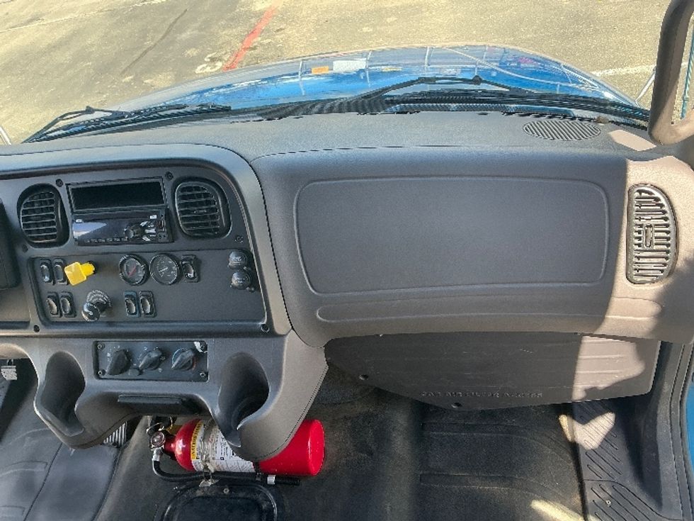 Beverage Truck-Light and Medium Duty Trucks-Freightliner-2020-M2-Harahan-LA-205,769\n\t\tmiles-$ 38,000 - Image 16