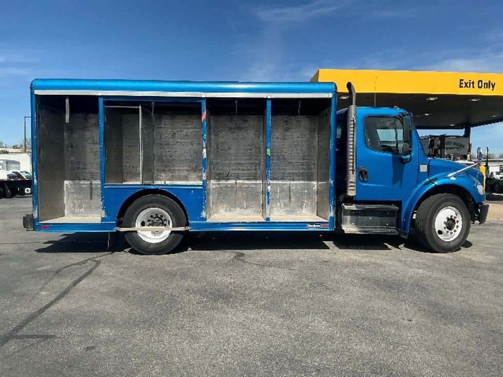 Beverage Truck-Light and Medium Duty Trucks-Freightliner-2020-M2-Harahan-LA-205,769\n\t\tmiles-$ 38,000 - Image 20
