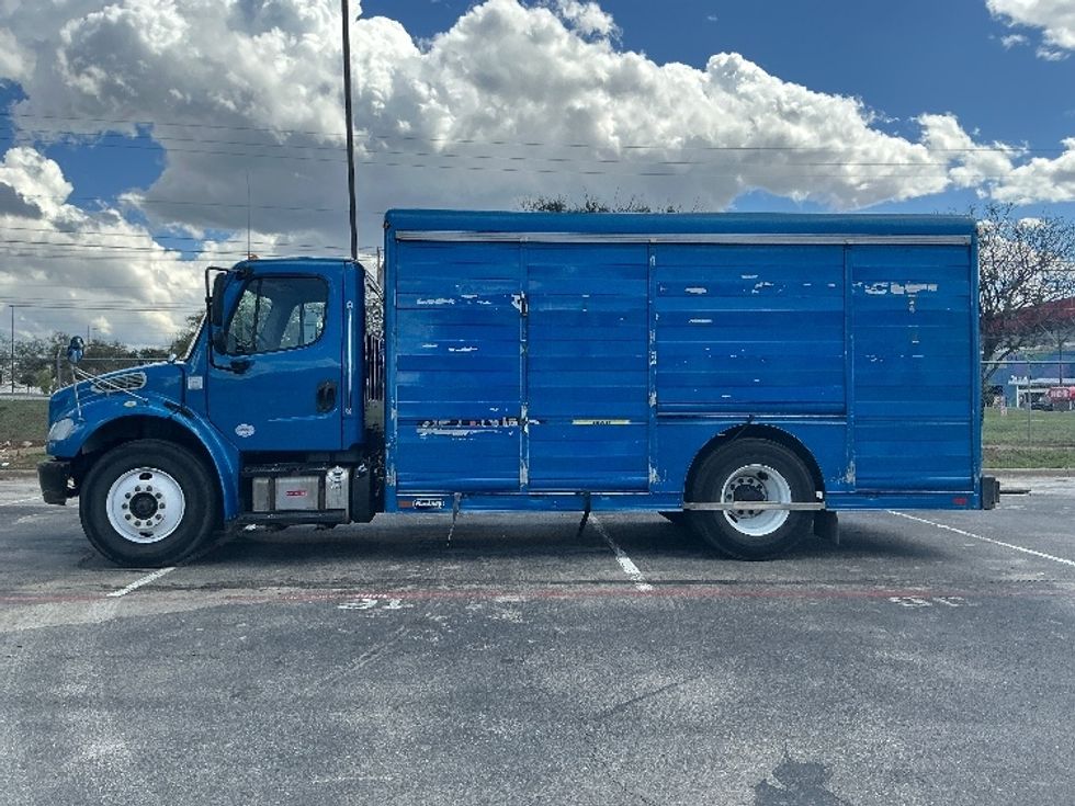 Beverage Truck-Light and Medium Duty Trucks-Freightliner-2020-M2-Harahan-LA-205,769\n\t\tmiles-$ 38,000 - Image 4