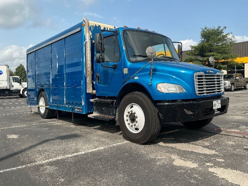 Beverage Truck-Light and Medium Duty Trucks-Freightliner-2020-M2-San Antonio-TX-197,775\n\t\tmiles-$ 43,250 - Image 1