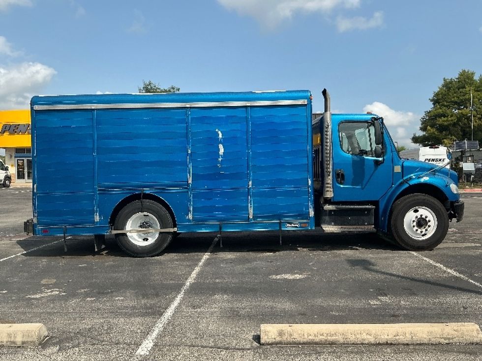 Beverage Truck-Light and Medium Duty Trucks-Freightliner-2020-M2-San Antonio-TX-197,775\n\t\tmiles-$ 43,250 - Image 10