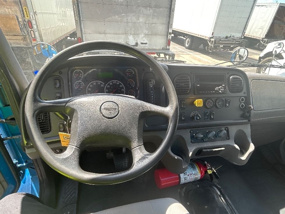 Beverage Truck-Light and Medium Duty Trucks-Freightliner-2020-M2-San Antonio-TX-197,775\n\t\tmiles-$ 43,250 - Image 13