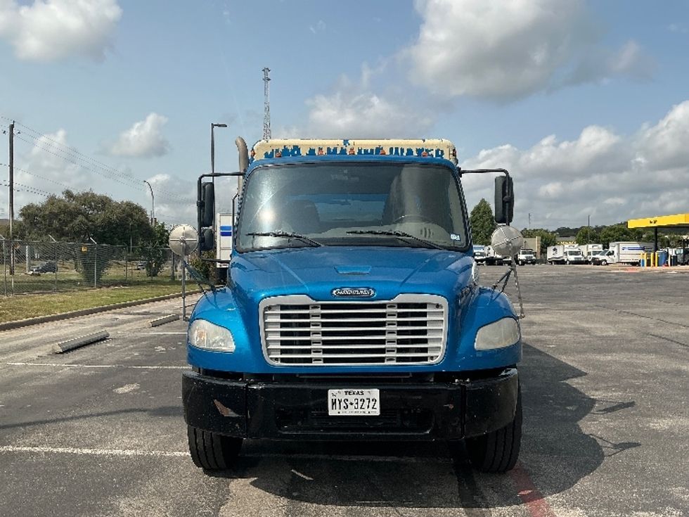 Beverage Truck-Light and Medium Duty Trucks-Freightliner-2020-M2-San Antonio-TX-197,775\n\t\tmiles-$ 43,250 - Image 2