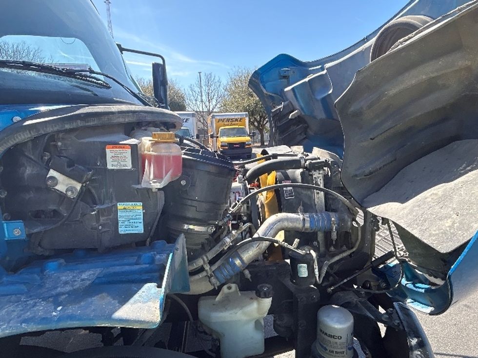 Beverage Truck-Light and Medium Duty Trucks-Freightliner-2020-M2-San Antonio-TX-203,777\n\t\tmiles-$ 39,500 - Image 17