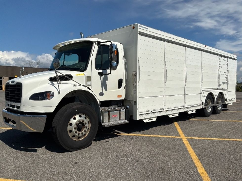 Beverage Truck-Light and Medium Duty Trucks-Freightliner-2020-M2-Ste-Foy-PQ-188,265\n\t\tkm-$ 91,500 - Image 3