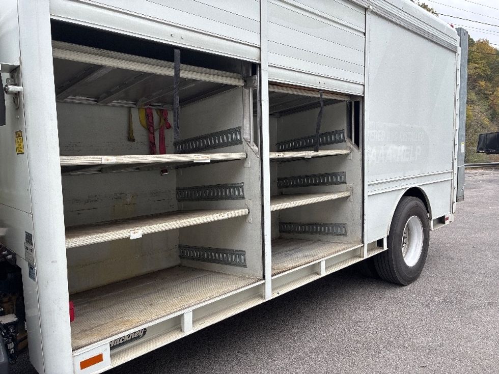 Beverage Truck-Light and Medium Duty Trucks-Freightliner-2021-M2-Knoxville-TN-158,168\n\t\tmiles-$ 51,500 - Image 25