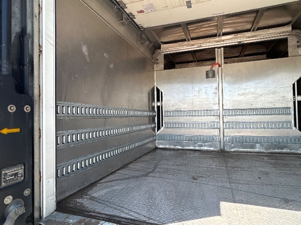 Beverage Truck-Light and Medium Duty Trucks-Freightliner-2022-M2-Dallas-TX-223,192\n\t\tmiles-$ 44,000 - Image 11