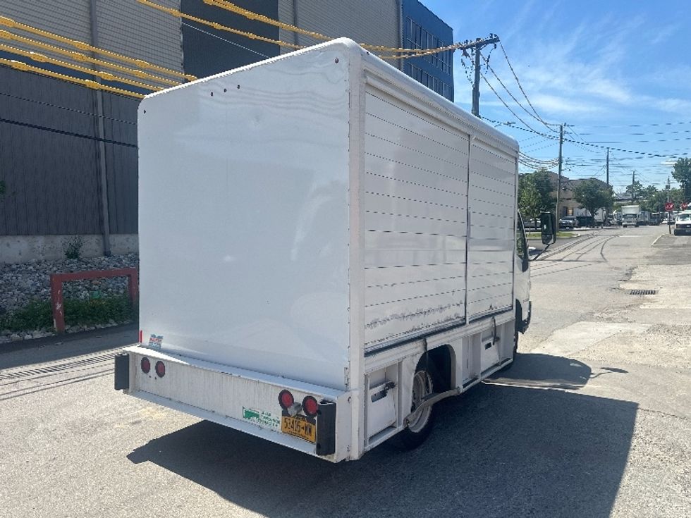 Beverage Truck-Light and Medium Duty Trucks-Hino-2019-195-Elmsford-NY-94,809\n\t\tmiles-$ 37,750 - Image 12