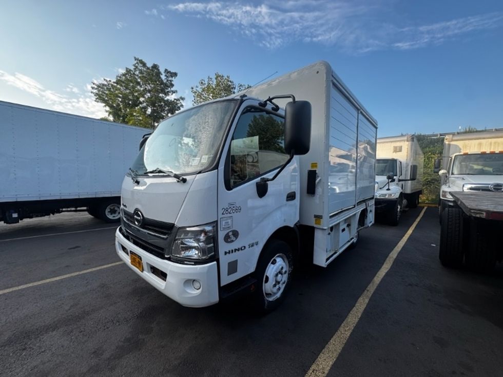 Beverage Truck-Light and Medium Duty Trucks-Hino-2019-195-Elmsford-NY-94,809\n\t\tmiles-$ 37,750 - Image 3