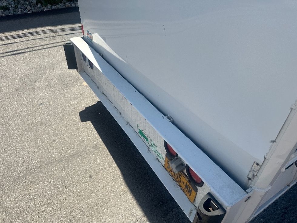 Beverage Truck-Light and Medium Duty Trucks-Hino-2019-195-Elmsford-NY-94,809\n\t\tmiles-$ 37,750 - Image 9