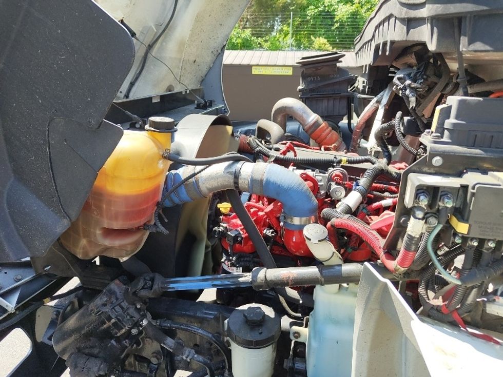 Beverage Truck-Light and Medium Duty Trucks-International-2018-4300-Edison-NJ-200,300\n\t\tmiles-$ 31,250 - Image 21