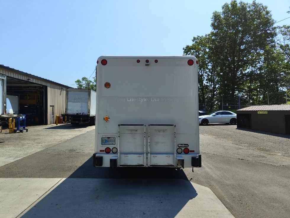 Beverage Truck-Light and Medium Duty Trucks-International-2018-4300-Edison-NJ-200,300\n\t\tmiles-$ 31,250 - Image 7