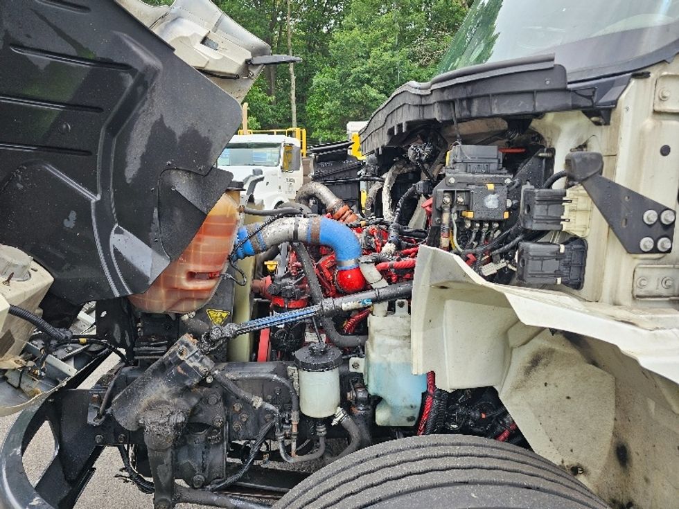 Beverage Truck-Light and Medium Duty Trucks-International-2018-4300-Edison-NJ-200,302\n\t\tmiles-$ 26,750 - Image 19