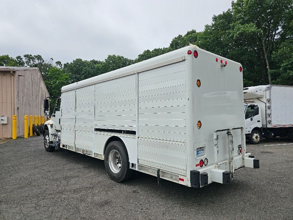 Beverage Truck-Light and Medium Duty Trucks-International-2018-4300-Edison-NJ-200,302\n\t\tmiles-$ 26,750 - Image 6