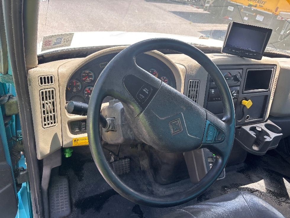 Beverage Truck-Light and Medium Duty Trucks-International-2018-4300-Hammond-LA-175,519\n\t\tmiles-$ 35,500 - Image 12