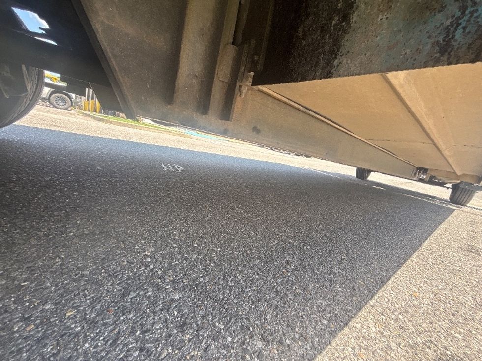 Beverage Truck-Light and Medium Duty Trucks-International-2018-4300-Hammond-LA-175,519\n\t\tmiles-$ 35,500 - Image 9