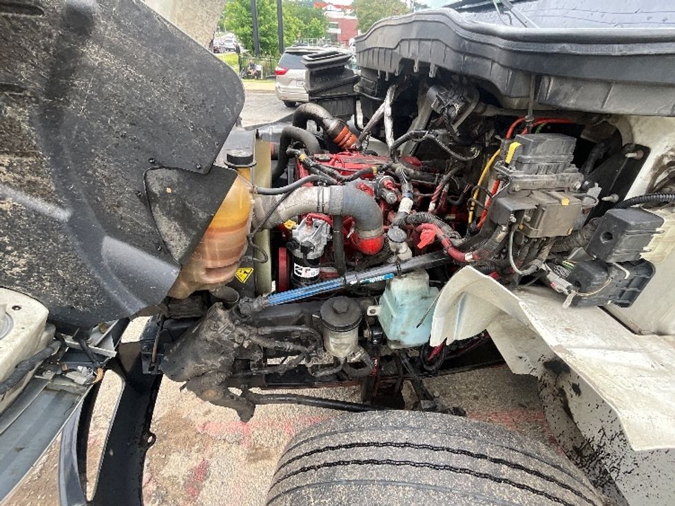 Beverage Truck-Light and Medium Duty Trucks-International-2018-4300-Sterling-VA-152,636\n\t\tmiles-$ 33,500 - Image 24