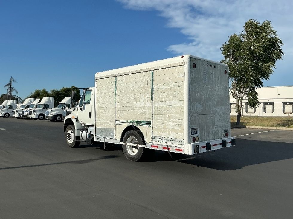 Beverage Truck-Light and Medium Duty Trucks-International-2019-4300-Stockton-CA-27,130\n\t\tmiles-$ 44,000 - Image 6