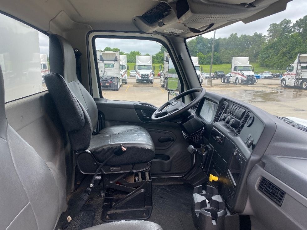 Beverage Truck-Light and Medium Duty Trucks-International-2020-MV607-Birmingham-AL-191,060\n\t\tmiles-$ 48,000 - Image 21