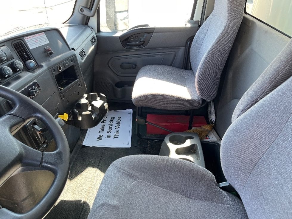 Beverage Truck-Light and Medium Duty Trucks-International-2020-MV607-Elkhart-IN-135,841\n\t\tmiles-$ 45,500 - Image 17