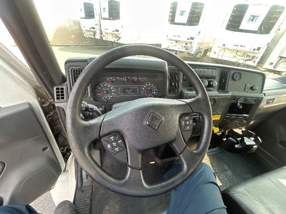 Beverage Truck-Light and Medium Duty Trucks-International-2020-MV607-Lakewood-WA-215,631\n\t\tmiles-$ 29,500 - Image 16