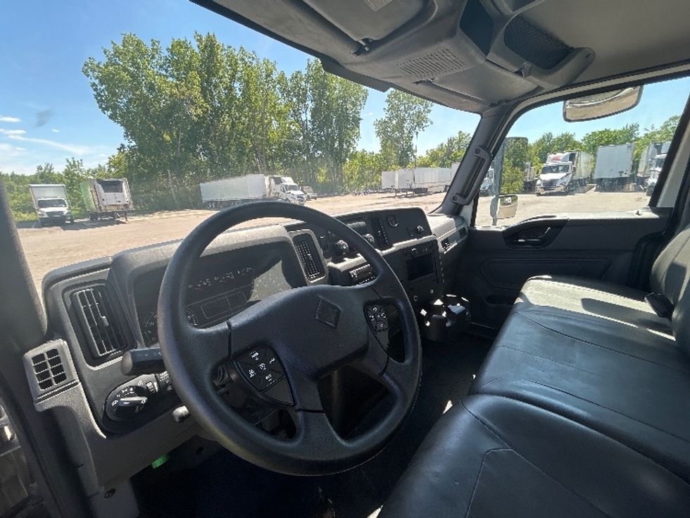 Beverage Truck-Light and Medium Duty Trucks-International-2020-MV607-Lansing-MI-274,323\n\t\tmiles-$ 21,000 - Image 11