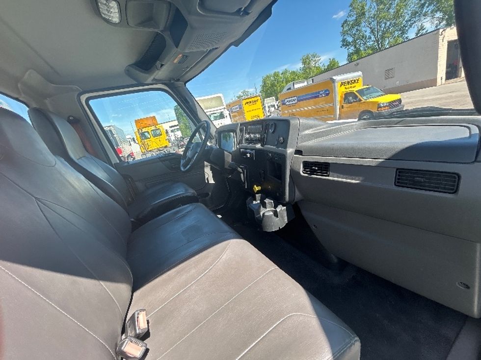 Beverage Truck-Light and Medium Duty Trucks-International-2020-MV607-Lansing-MI-274,323\n\t\tmiles-$ 21,000 - Image 16