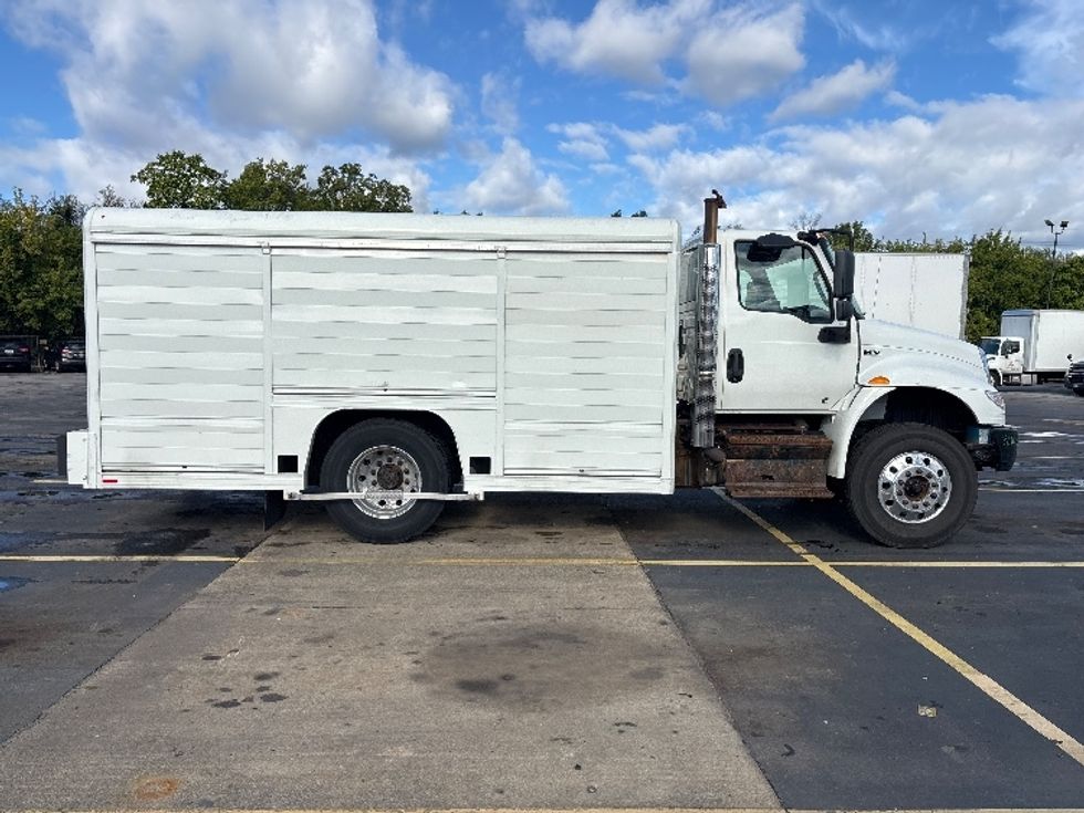 Beverage Truck-Light and Medium Duty Trucks-International-2020-MV607-Middlefield-OH-295,059\n\t\tmiles-$ 21,750 - Image 10