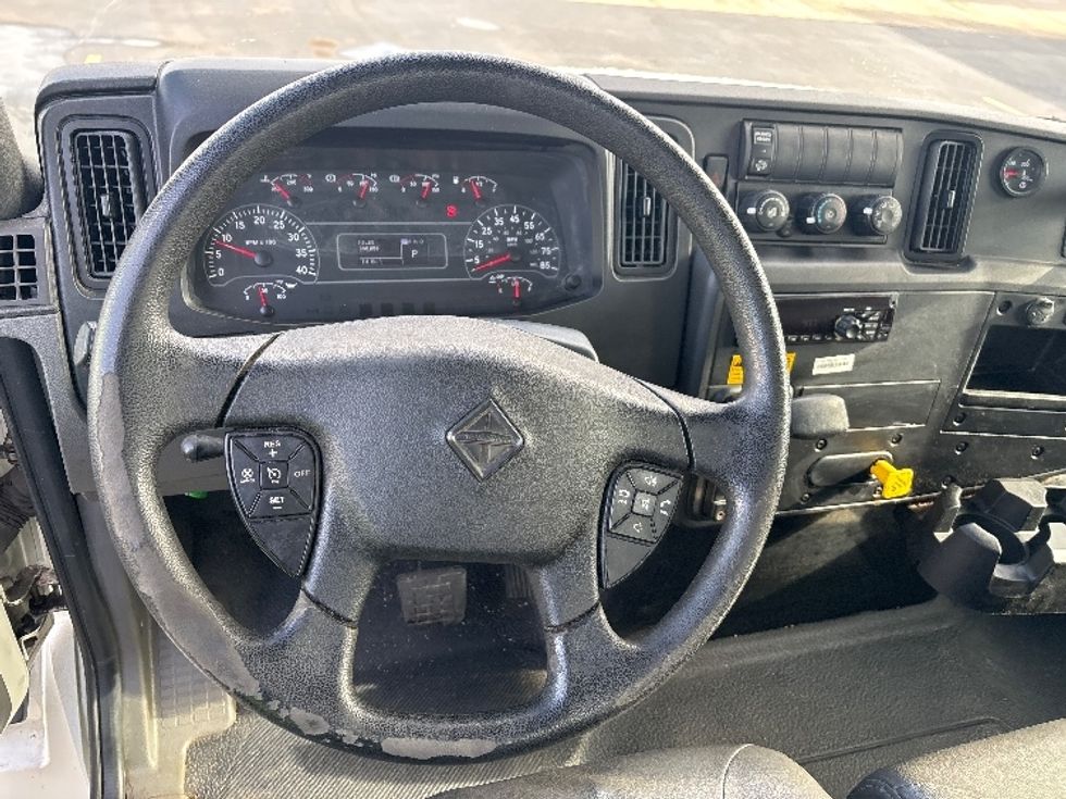 Beverage Truck-Light and Medium Duty Trucks-International-2020-MV607-Middlefield-OH-295,059\n\t\tmiles-$ 21,750 - Image 13