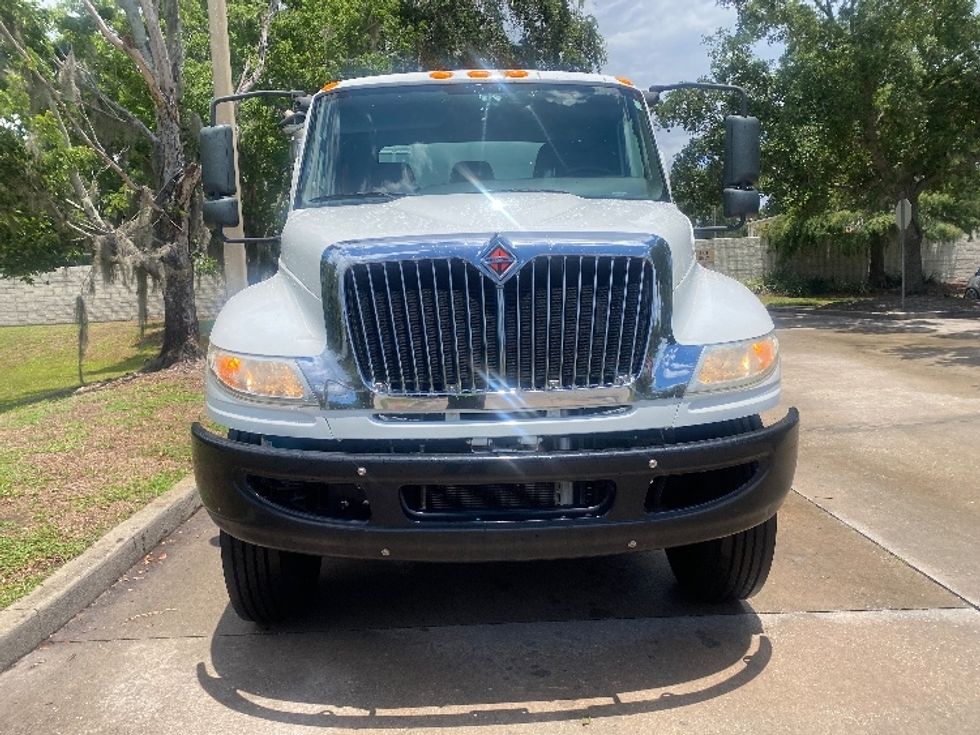 Beverage Truck-Light and Medium Duty Trucks-International-2020-MV607-Ocala-FL-123,115\n\t\tmiles-$ 42,750 - Image 2
