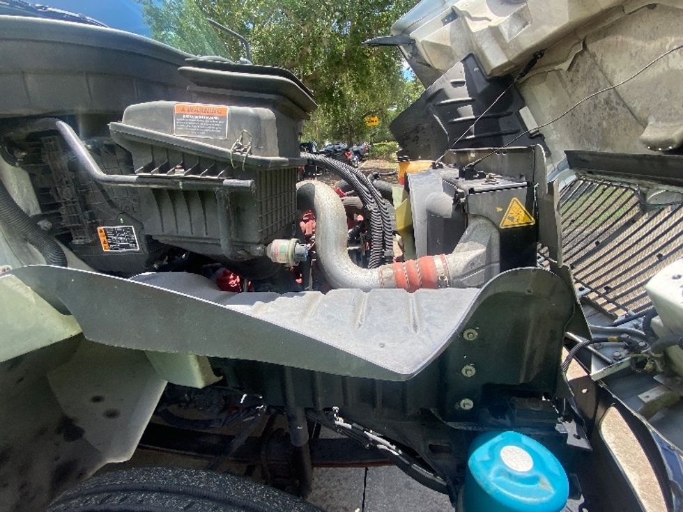 Beverage Truck-Light and Medium Duty Trucks-International-2020-MV607-Ocala-FL-123,115\n\t\tmiles-$ 42,750 - Image 20