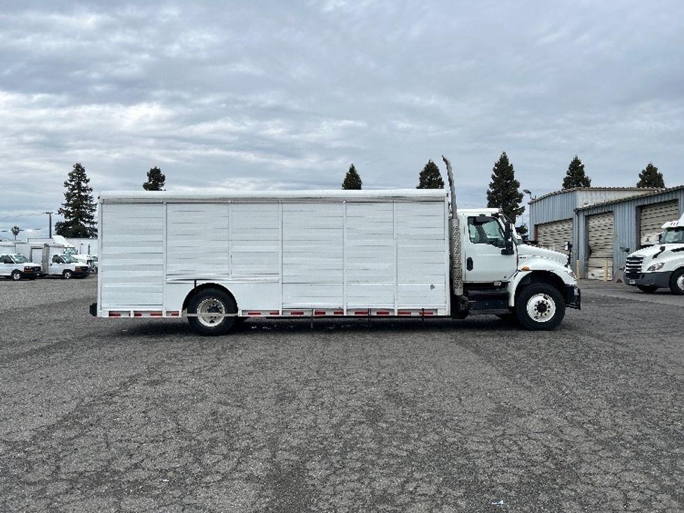 Beverage Truck-Light and Medium Duty Trucks-International-2020-MV607-West Sacramento-CA-31,600\n\t\tmiles-$ 48,500 - Image 10