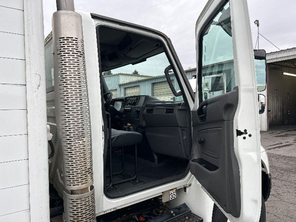 Beverage Truck-Light and Medium Duty Trucks-International-2020-MV607-West Sacramento-CA-31,600\n\t\tmiles-$ 48,500 - Image 15