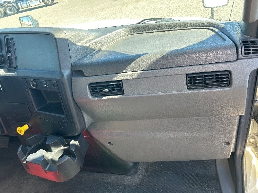 Beverage Truck-Light and Medium Duty Trucks-International-2020-MV607-West Sacramento-CA-92,891\n\t\tmiles-$ 50,000 - Image 20
