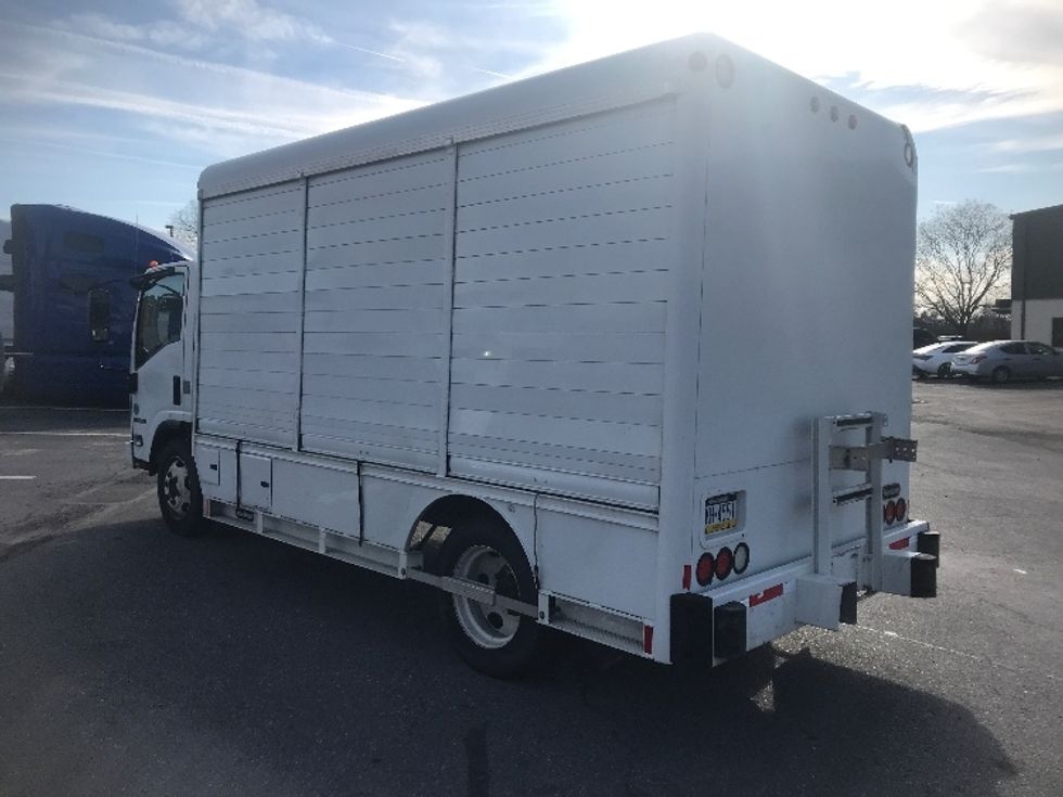 Beverage Truck-Light and Medium Duty Trucks-Isuzu-2018-NRR-Harrisburg-PA-118,391\n\t\tmiles-$ 38,000 - Image 6