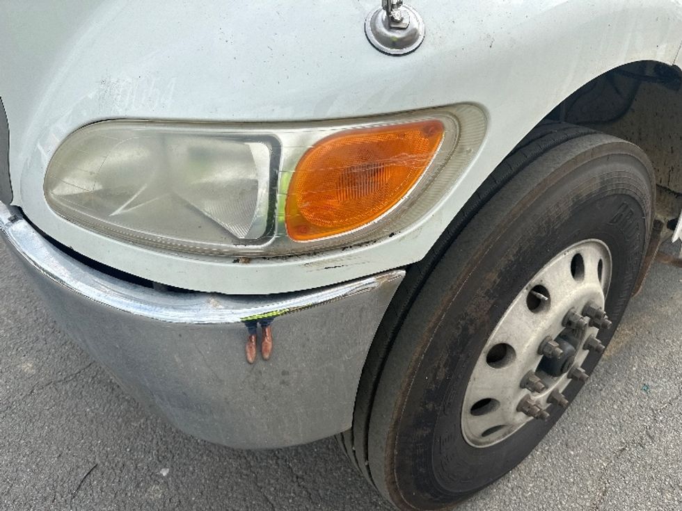 Beverage Truck-Light and Medium Duty Trucks-Peterbilt-2016-337-Sterling-VA-193,622\n\t\tmiles-$ 33,750 - Image 23