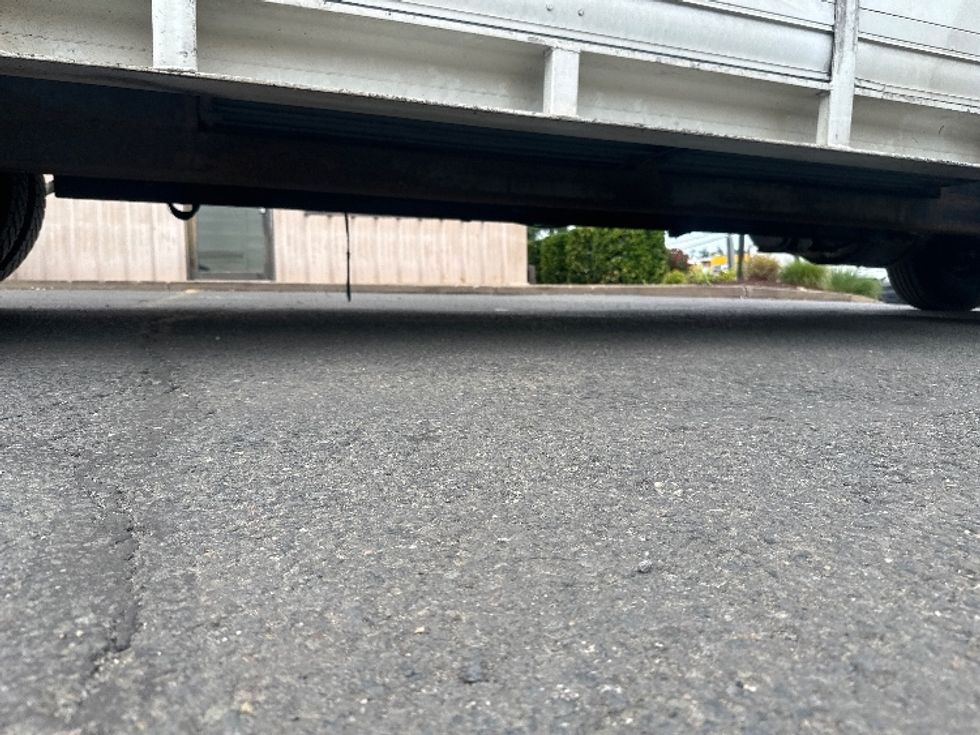 Beverage Truck-Light and Medium Duty Trucks-Peterbilt-2016-337-Sterling-VA-193,622\n\t\tmiles-$ 33,750 - Image 9