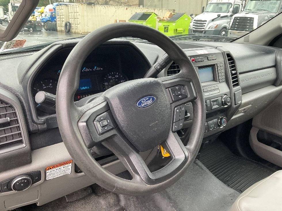 2019 Ford F-350 photo 15