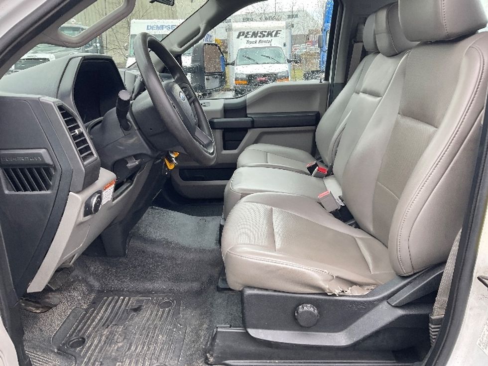 2019 Ford F-350 photo 16