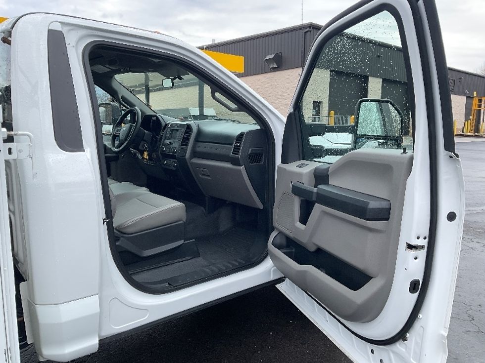 2019 Ford F-350 photo 17