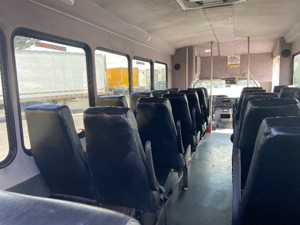 Bus-Alternative Fuel Trucks & Tractors-Ford-2018-E450-Indianapolis-IN-23,468\n\t\tmiles-$ 49,500 - Image 10