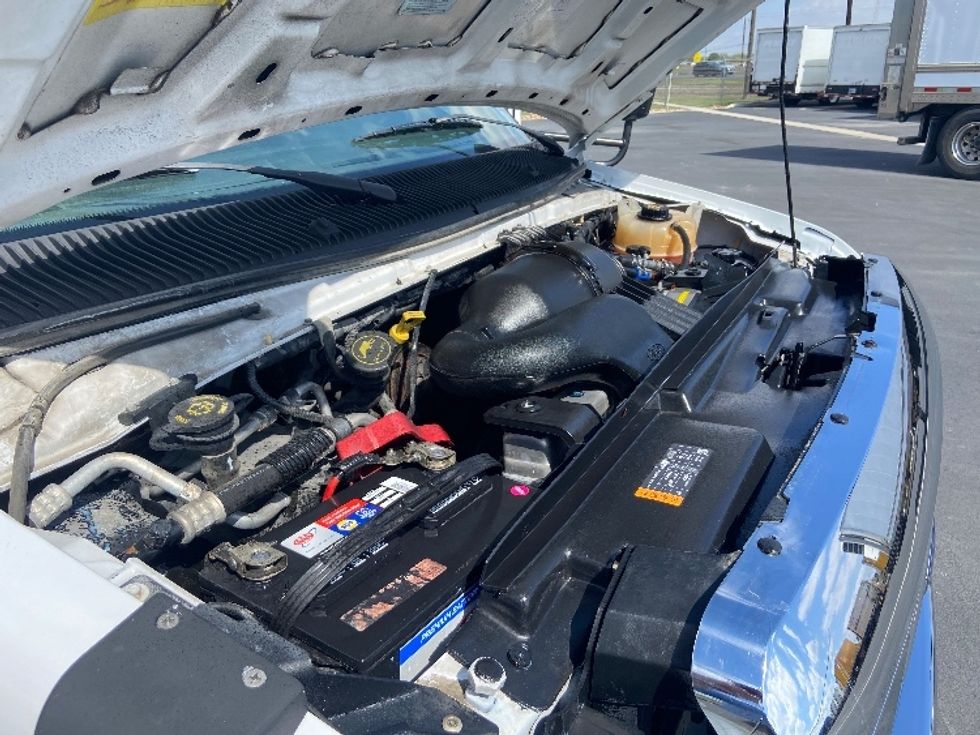 Bus-Alternative Fuel Trucks & Tractors-Ford-2018-E450-Indianapolis-IN-23,468\n\t\tmiles-$ 49,500 - Image 22