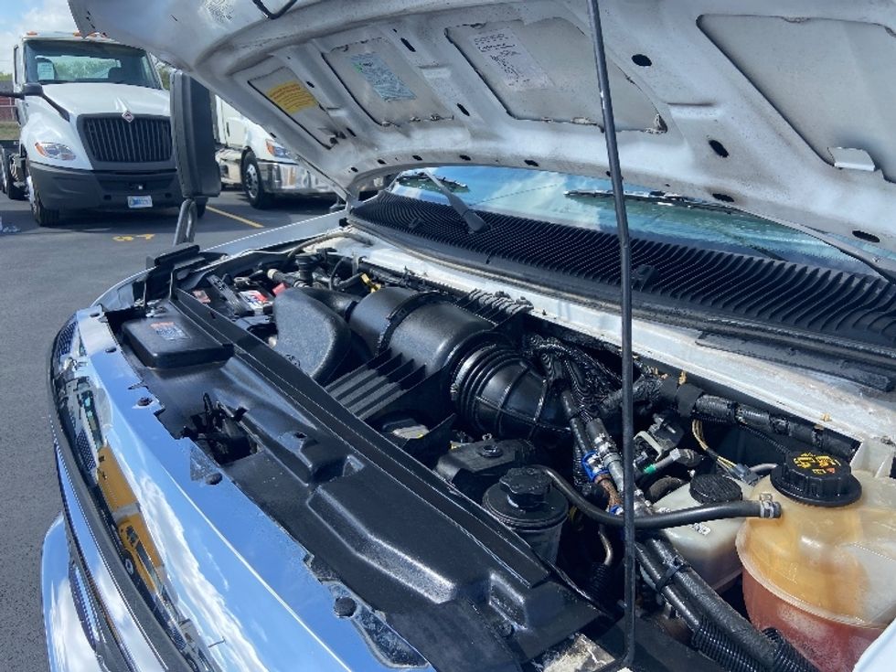 Bus-Alternative Fuel Trucks & Tractors-Ford-2018-E450-Indianapolis-IN-23,468\n\t\tmiles-$ 49,500 - Image 23