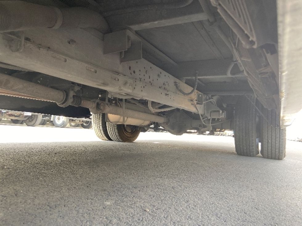 Bus-Alternative Fuel Trucks & Tractors-Ford-2018-E450-Indianapolis-IN-23,468\n\t\tmiles-$ 49,500 - Image 5