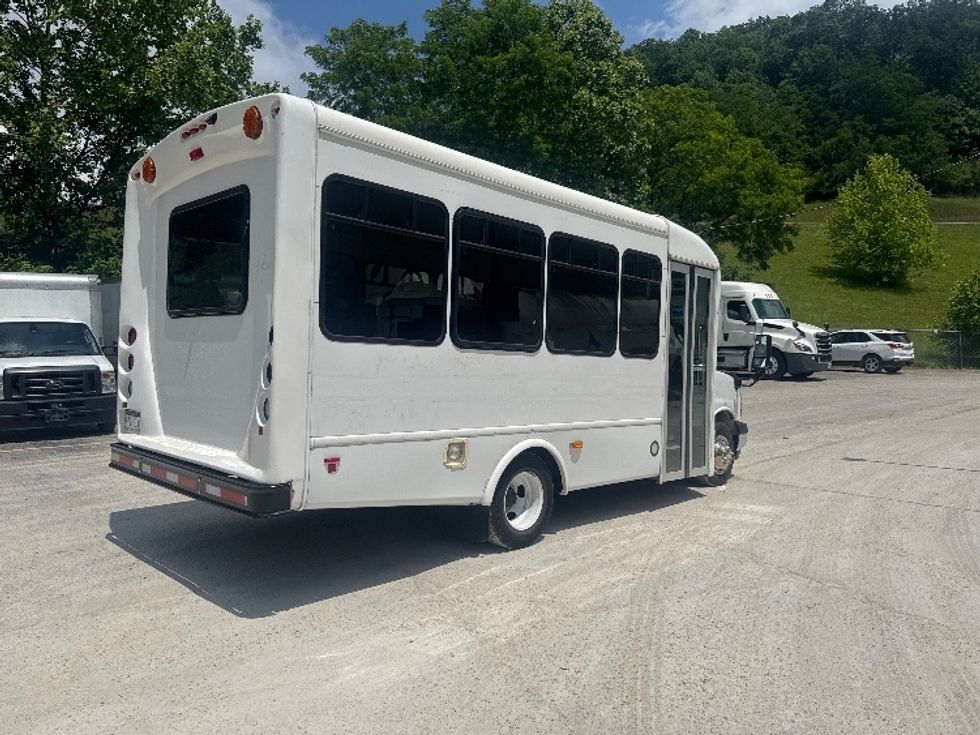 Bus-Specialized Equipment-Chevrolet-2018-EXPRESS-Huntington-WV-103,617\n\t\tmiles-$ 25,000 - Image 10